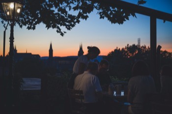 Sonnenuntergang über der Stadt Bamberg
